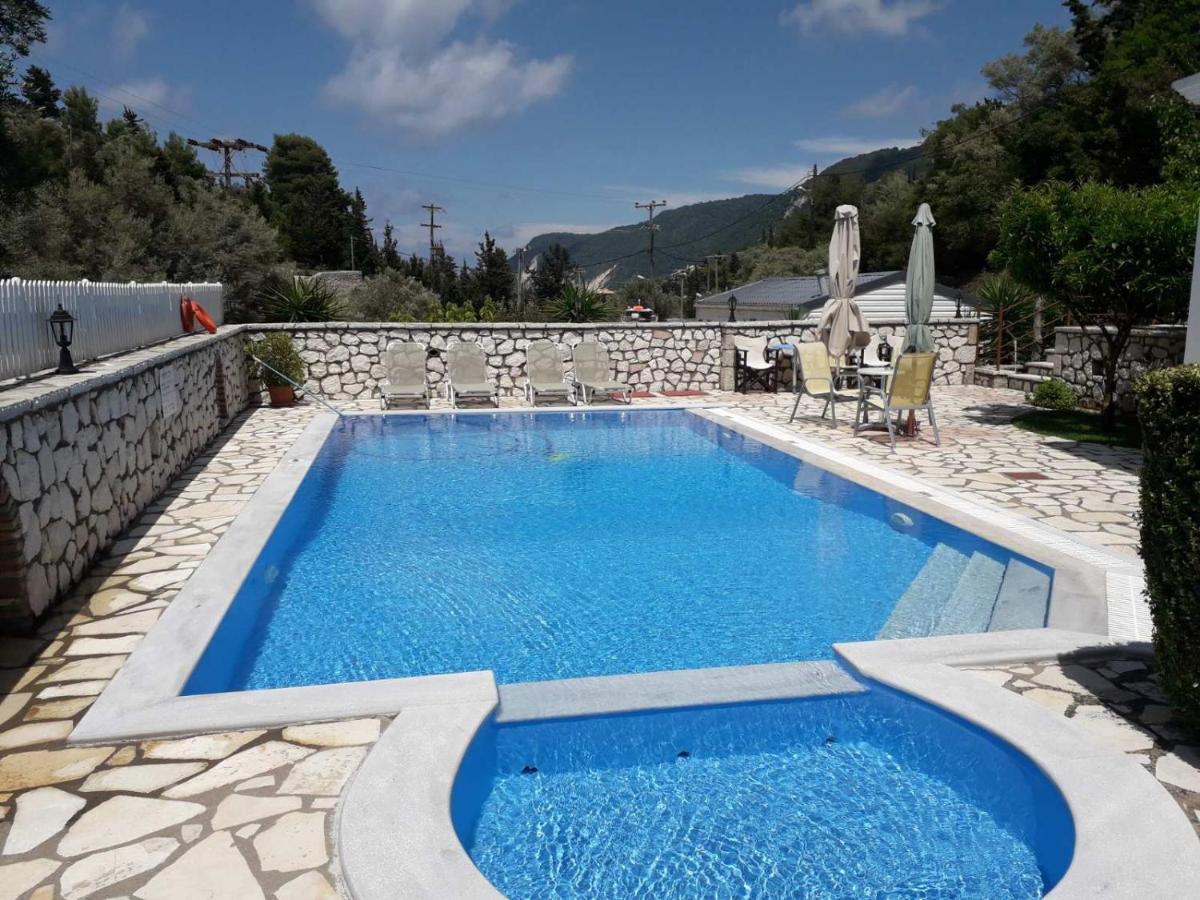 Agios Nikitas Dolphins Apartment Exterior photo